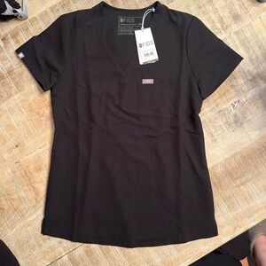 women's Black Catarina™ - One-Pocket Scrub Top - XXS / Black